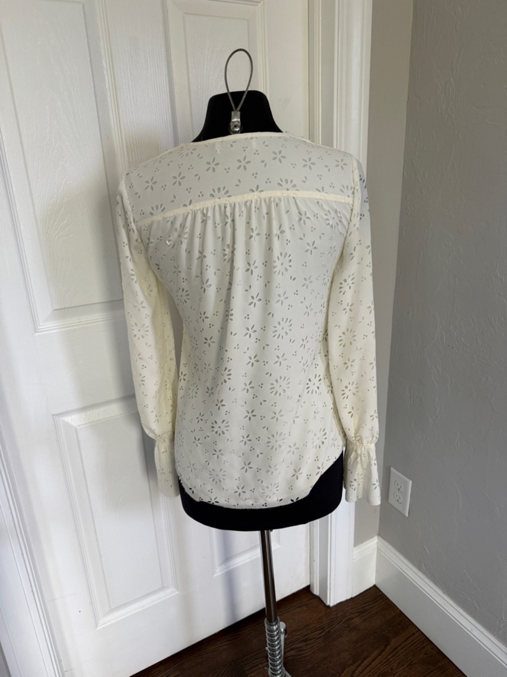 Bailey 44 Cream Eyelet Ruffle Blouse | Romantic Sheer Floral Top Size Small - Picture 3 of 5